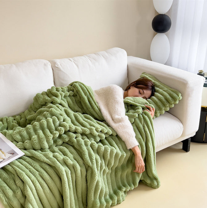 Premium Warm & Soft Blanket – Durable Comfort